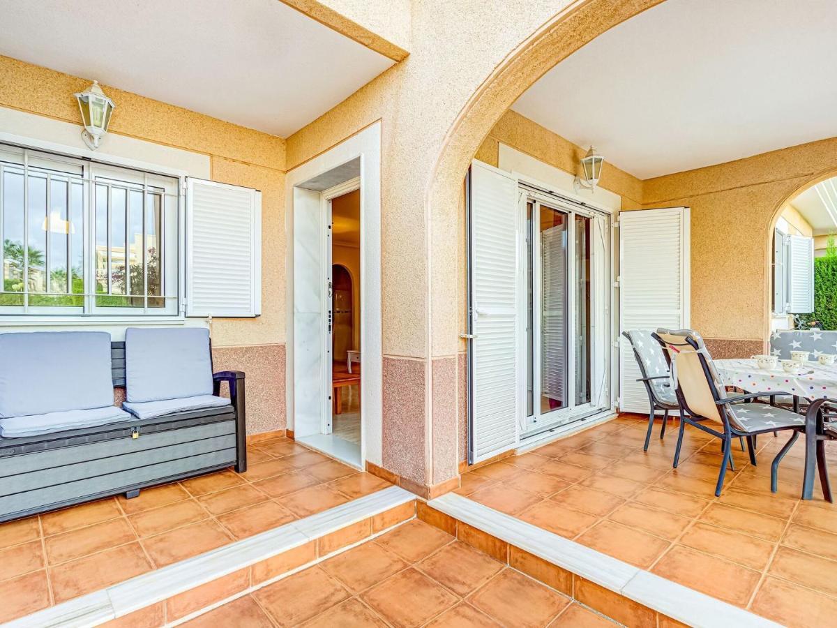 Belvilla By Oyo Lovely Bungalow With Swimming Pool 奥里韦拉 外观 照片