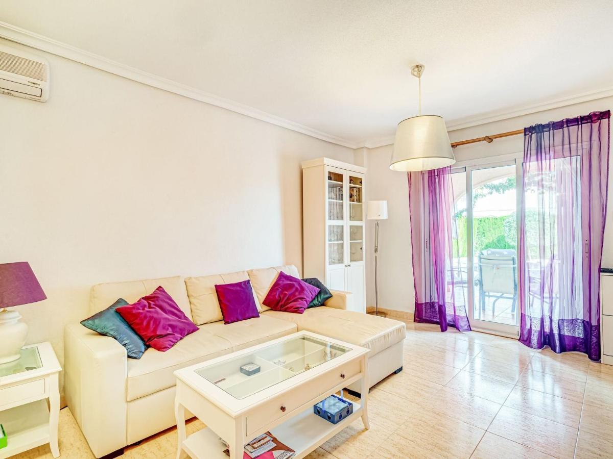Belvilla By Oyo Lovely Bungalow With Swimming Pool 奥里韦拉 外观 照片
